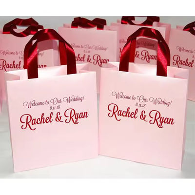 Guter Preis Pink Custom Holiday Gift Bags 3D Effekt Kraft Einkaufstüten Custom Logo Online