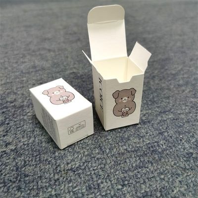 Guter Preis Mailingboxen mit Goldstempel für Kleidung und Schönheitsprodukte Online