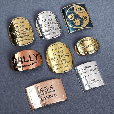 Guter Preis Weinflasche Gold Rotweinetikett Parfümflaschen Metallsticker mit Ihrem ODM-Design Druckfarbe Pantonfarbe Wasserdicht Online